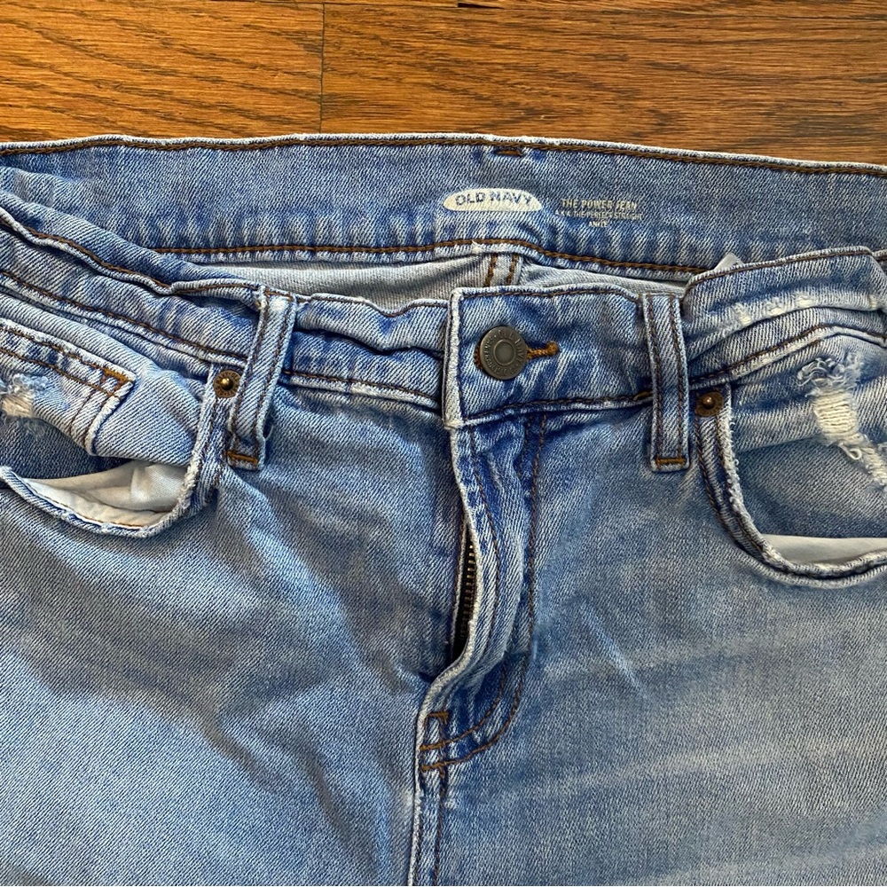 Old Navy Women's Light Blue Worn in ripped High Rise Jeans